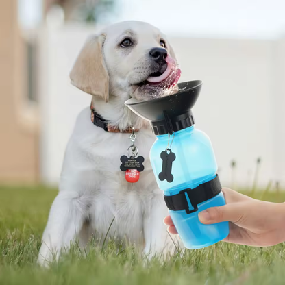 RECIPIENTE DE AGUA PORTÁTIL AQUA DOG 18 OZ